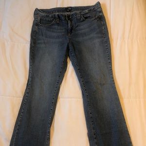 Boot cut jeans